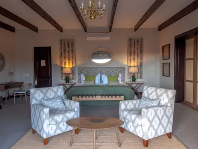 Tilney Manor photo 2