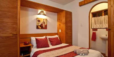 Woodpecker Inn