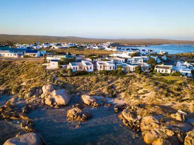 La Baleine Beach House Collection