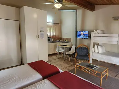 Open Plan Single Beds photo 2