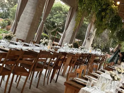 The Venue on Leslie