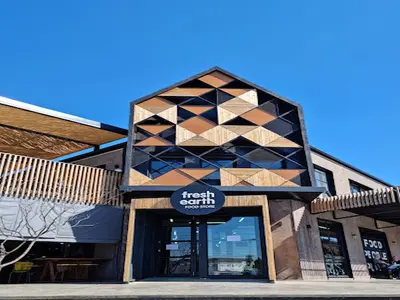 Fresh Earth Cafe & Restaurant