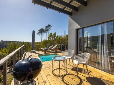 Cliffside Suites photo 2