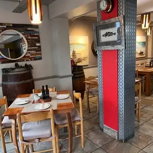 Wooden Barrel Restaurant