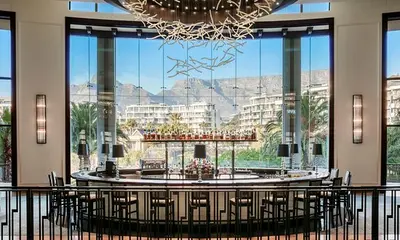 Vista Bar & Lounge