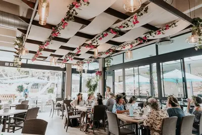 Toula's Family Restaurant Silverlakes