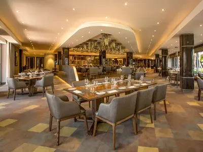 Lacuna Bistro and Bar